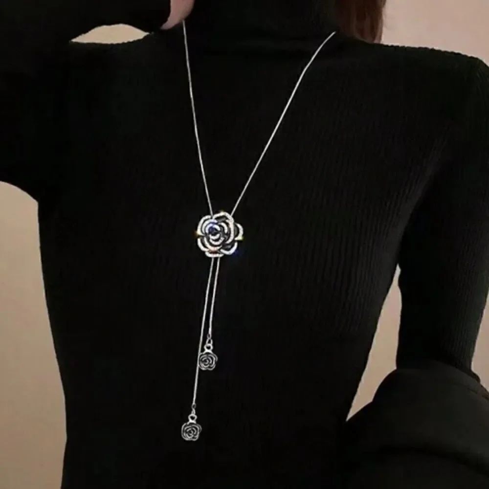 Flower drop necklace S230